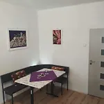 Dolina Apartment *